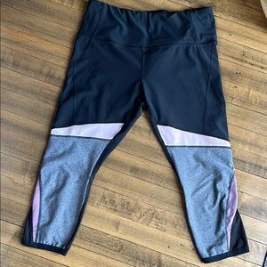 Black, Pink and Gray Colorblock capri length Leggings